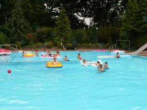 4o jahre freibad-hemmingstedt 14 20160814 1442788201