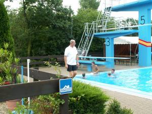 4o jahre freibad-hemmingstedt 32 20160814 1519974896