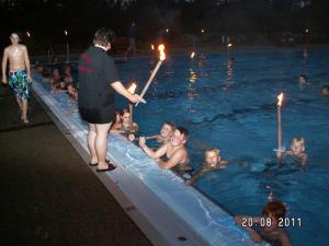 fackelschwimmen 1 20110821 1792457539