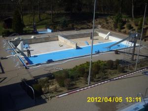 neue folie fuers nichtschwimmerbecken 12 20120421 1622293120