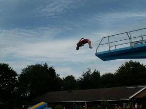 spielnachmittag und fackelschwimmen2013 21 20130910 1518582039